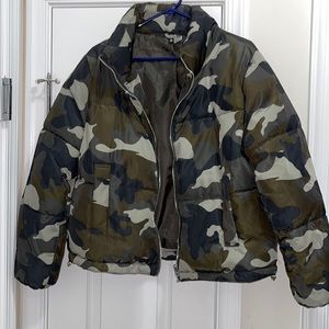 - H & M Divided Puffy Jacket